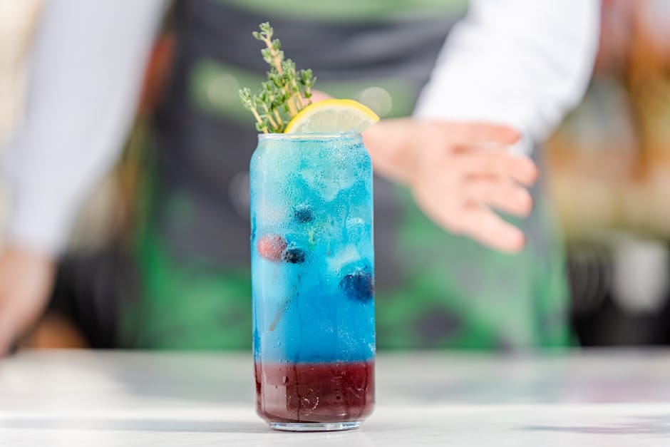 en popüler alkolsüz kokteyller (mocktail) tarifleri ile ilgili görsel